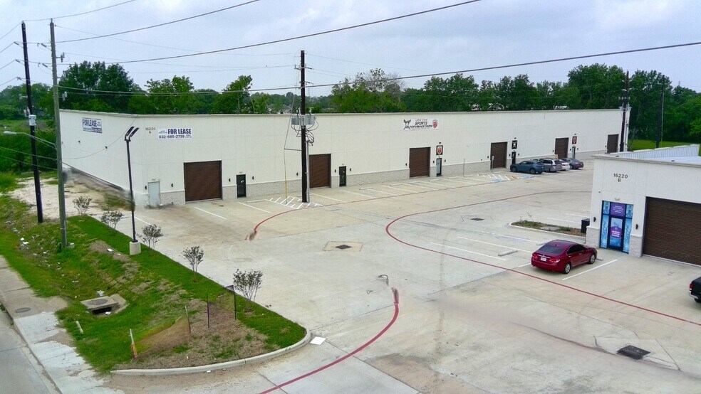 More Photos Of 16230 W Bellfort St, Sugar Land Warehouse For Lease