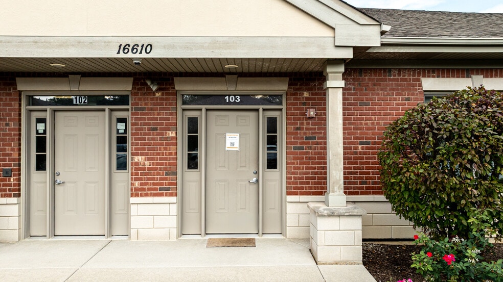 More Photos Of 16610 W 159th St, Lockport Medical For Sale
