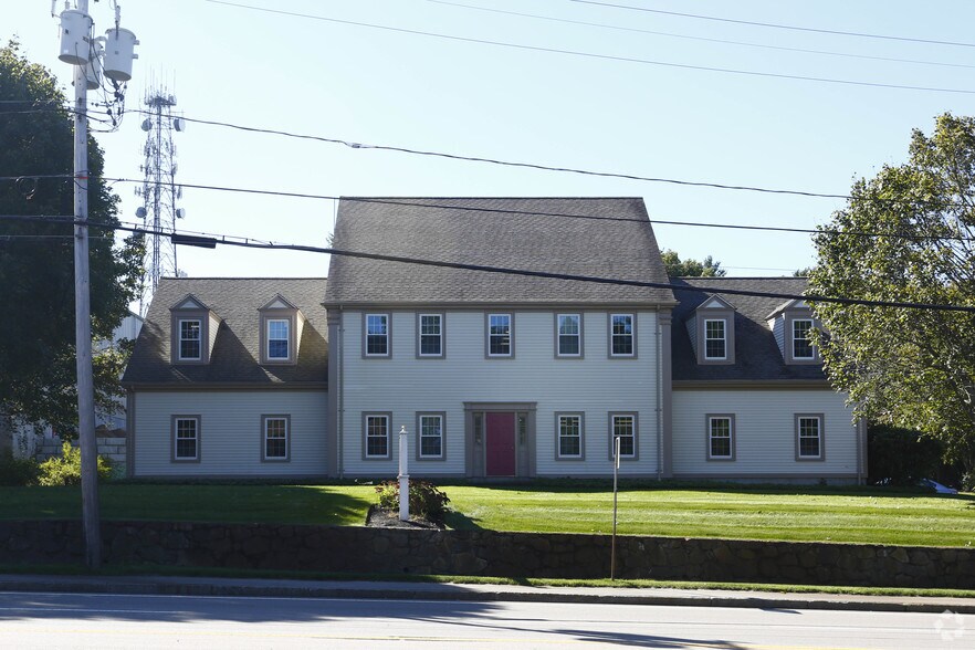 More Photos Of 1025 Plain St, Marshfield Coworking Space