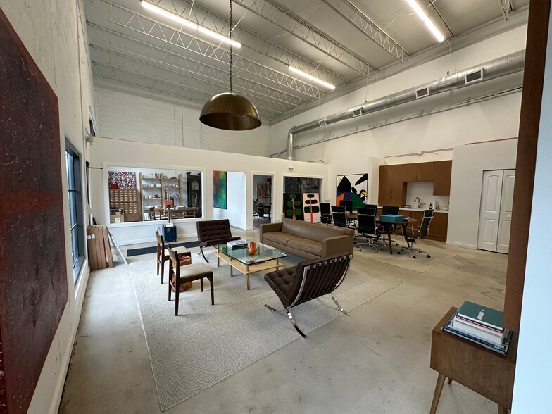 More Photos Of 2510 Florida Ave, West Palm Beach Storefront For Lease