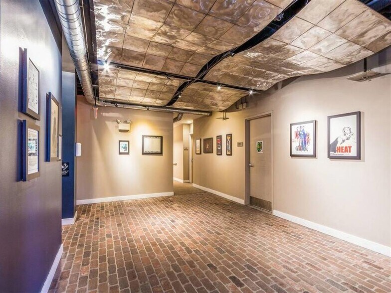 More Photos Of 166 Valley St, Providence Apartments For Sale