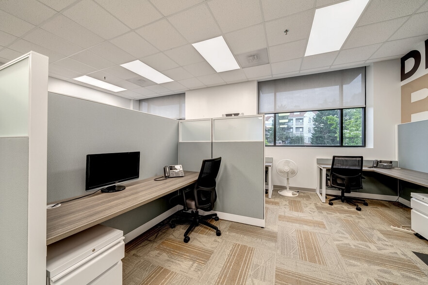 More Photos Of 5990 Kingstowne Towne Ctr, Alexandria Coworking Space