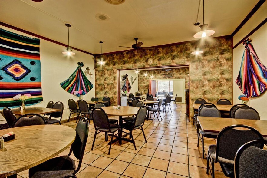 More Photos Of 505 S Main St, Florence Restaurant For Sale