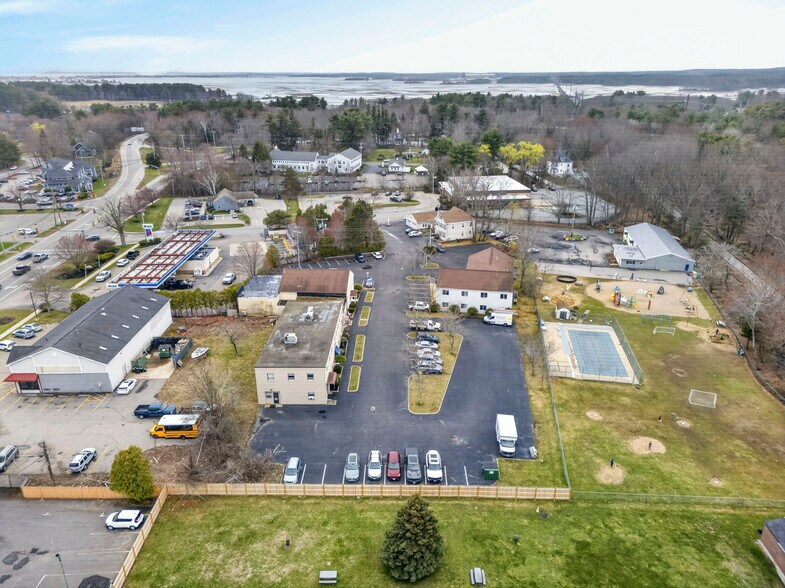 More Photos Of 24 Stickney Ter, Hampton Office For Sale