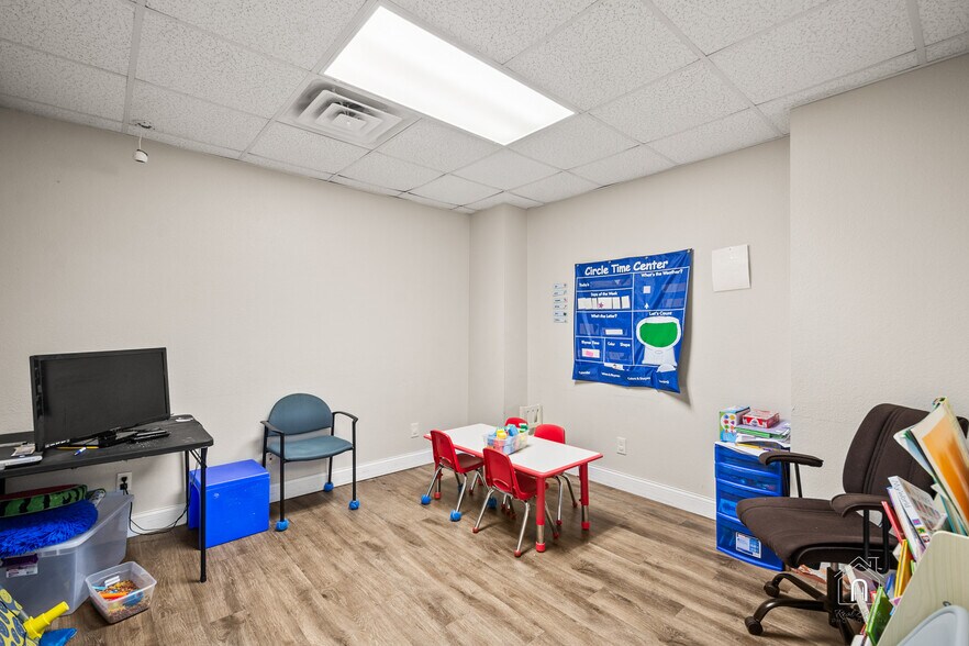 More Photos Of 3501 Sheppard Access Rd, Wichita Falls General Retail For Sale