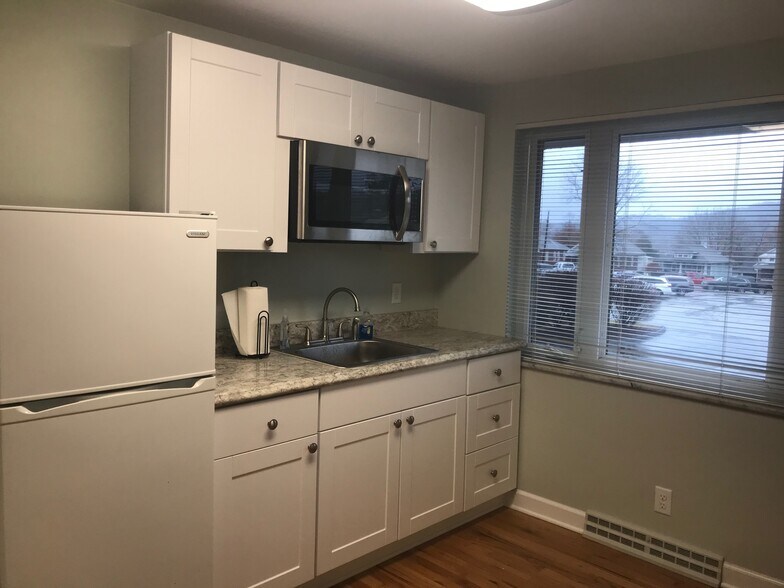 More Photos Of 3122 Carson Ave, Murrysville Office For Lease