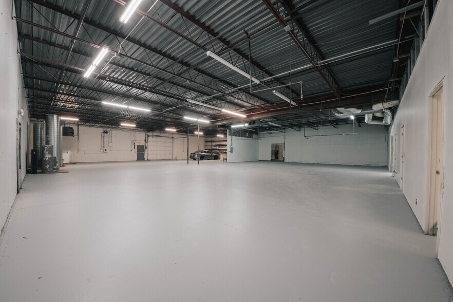 More Photos Of 8532-8548 E 41st St, Tulsa Freestanding For Lease