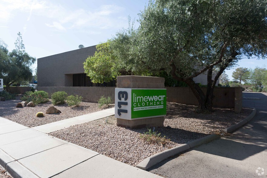 More Photos Of 113 W Hoover Ave, Mesa Warehouse For Lease
