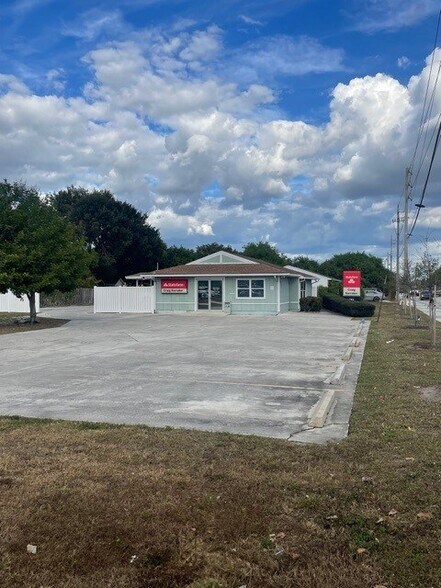 More Photos Of 651 SW Port St Lucie Blvd, Port Saint Lucie Office For Sale