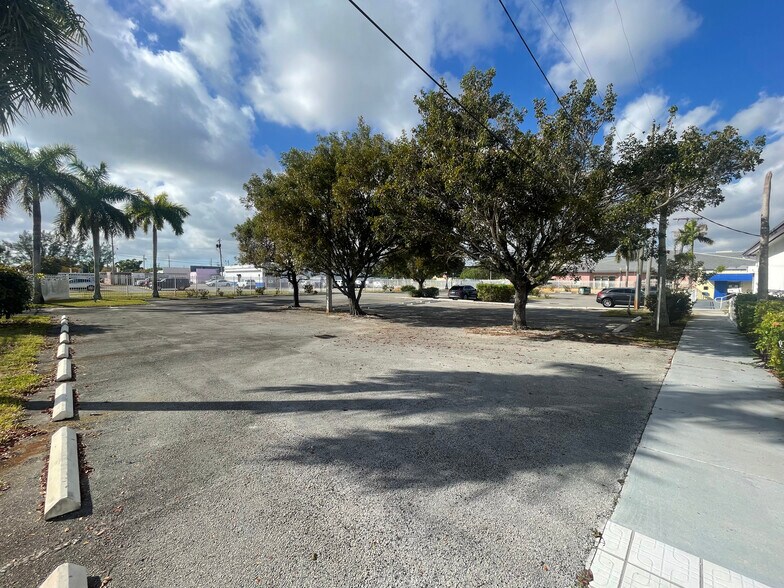 More Photos Of 240 Bahman Ave, Opa Locka Religious Facility For Sale