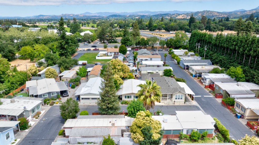 More Photos Of 5250 Whispering Creek Dr, Santa Rosa Manufactured Housing Mobile Home Park For Sale