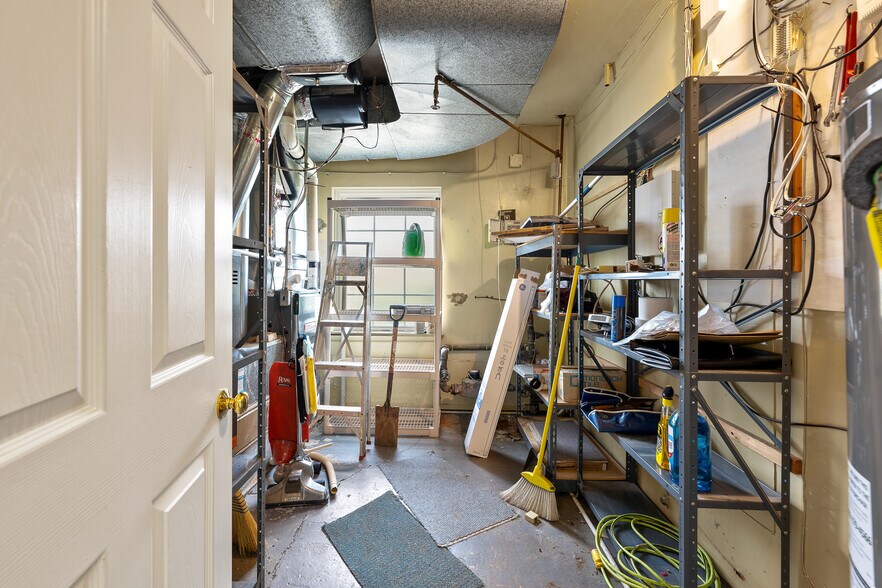 More Photos Of 23001-23003 Greater Mack Ave, Saint Clair Shores Medical For Lease