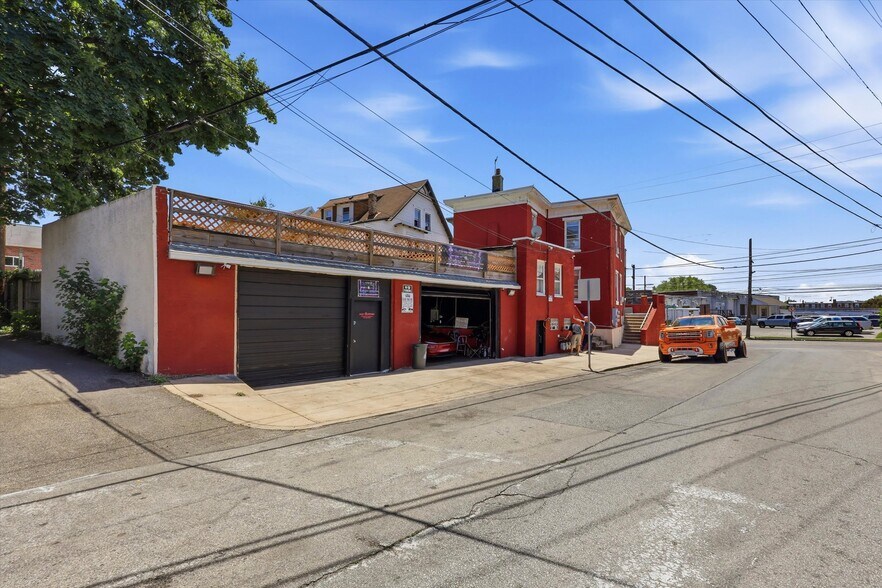 More Photos Of 401 S Springfield Rd, Clifton Heights Storefront Retail Residential For Sale