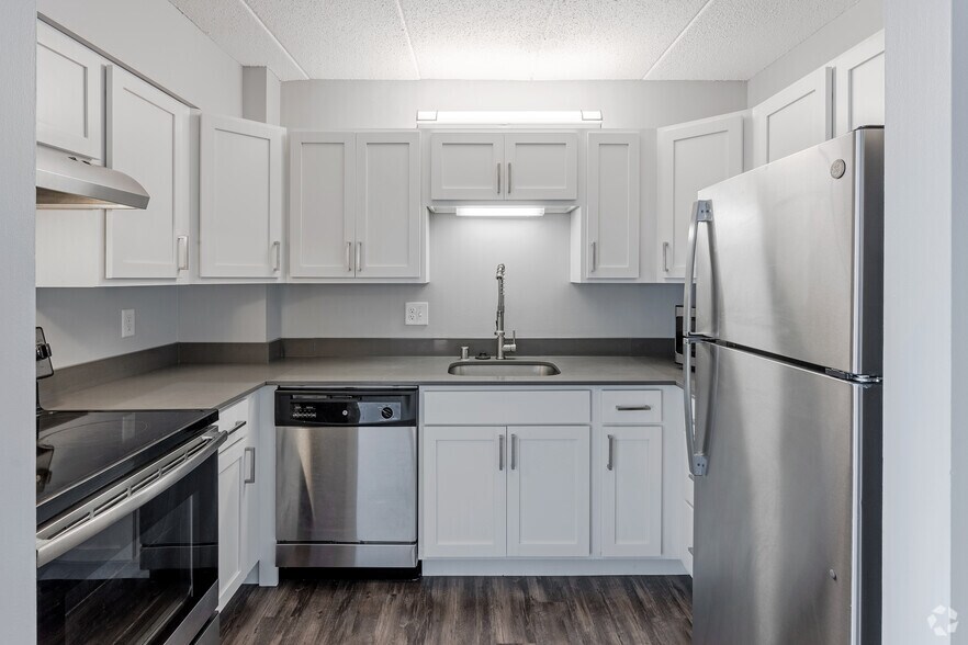 More Photos Of 515 E Grant St, Minneapolis Apartments For Sale