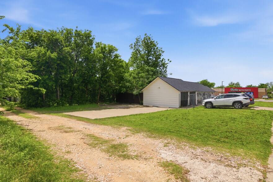 More Photos Of 201 S 31st St, Temple General Retail For Sale