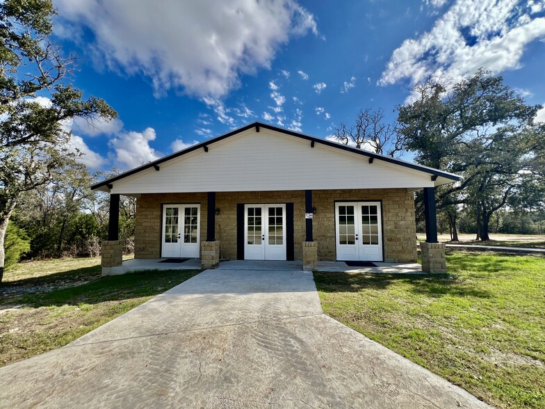 Primary Photo Of 675 Ranch to Market 1869 rd, Liberty Hill Coworking Space