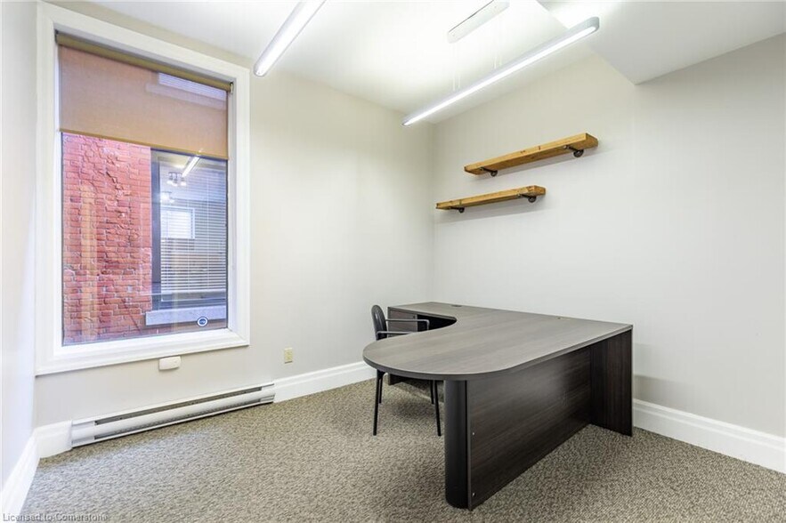 More Photos Of 21 Bold St, Hamilton Office Residential For Sale