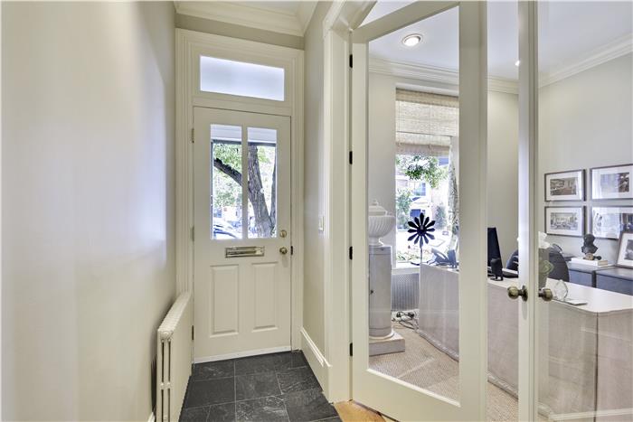 More Photos Of 421 S Washington St, Alexandria Storefront Retail Office For Sale