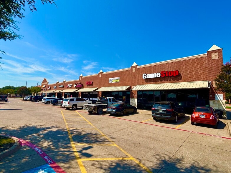 More Photos Of 1035 N Highway 77, Waxahachie Unknown For Lease