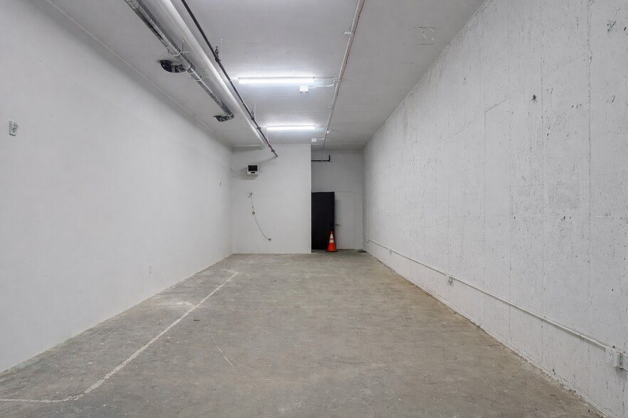 More Photos Of 651 4th Ave, Brooklyn Apartments For Lease