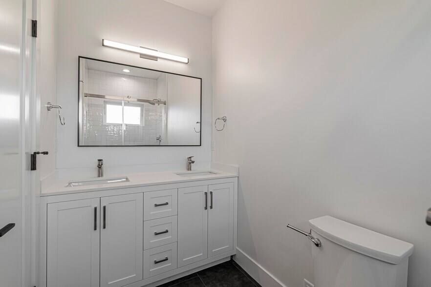 More Photos Of 1460 Kentfield Ave, Redwood City Multifamily For Sale