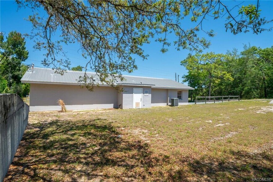 More Photos Of 3490 W Dunnellon Rd, Dunnellon Storefront Retail Office For Sale