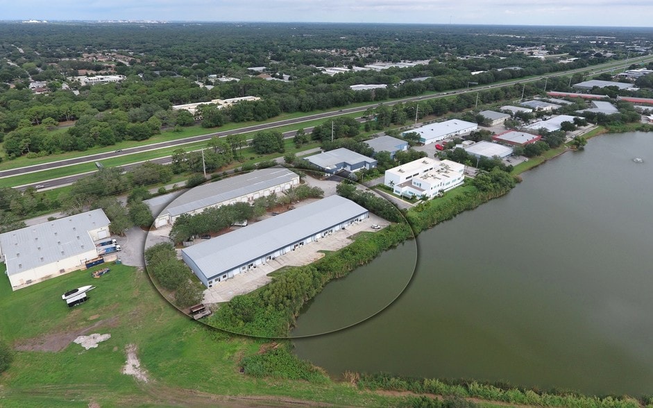 More Photos Of 2341 Porter Lake Dr, Sarasota Warehouse For Lease