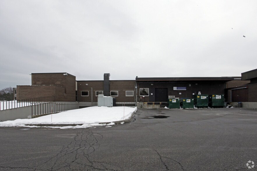 More Photos Of 2489 N Sheridan Way, Mississauga Office For Sale