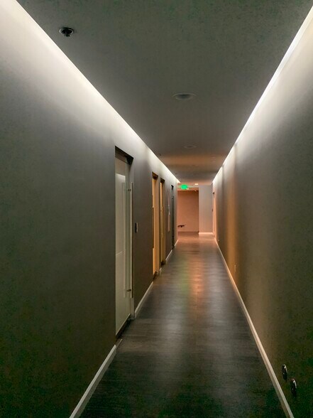 More Photos Of 417 E Huntington Dr, Monrovia Research And Development For Lease