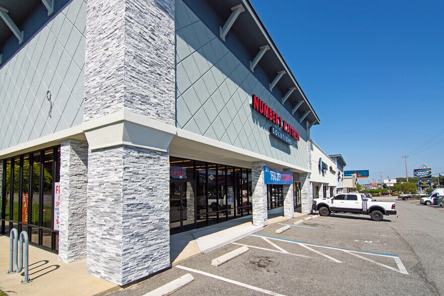 More Photos Of 64 Blanding Blvd, Orange Park Unknown For Lease