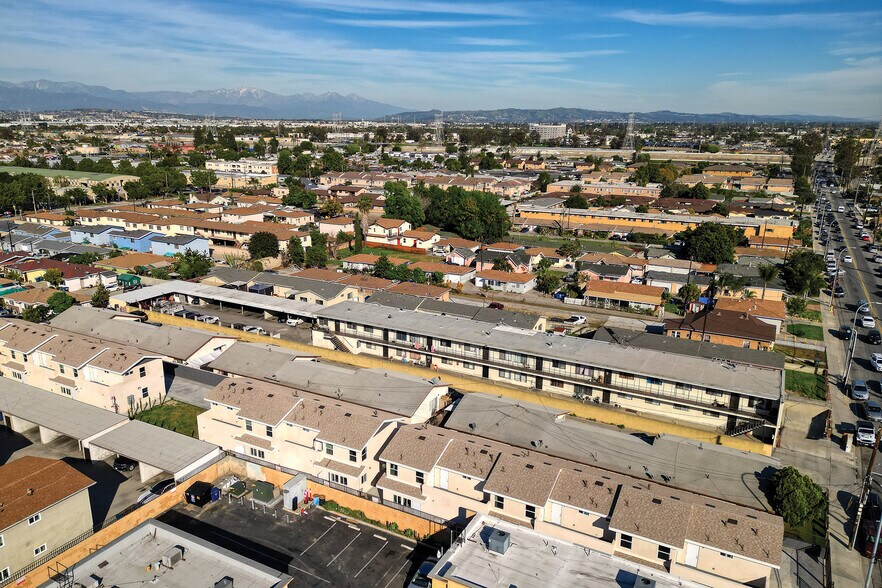 More Photos Of 5027 Clara St, Cudahy Apartments For Sale