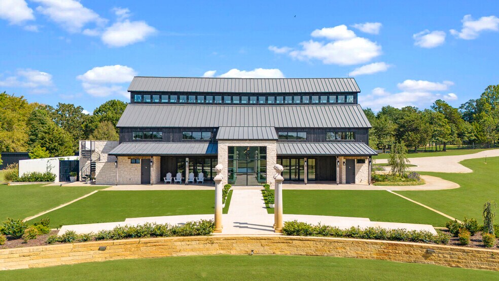 More Photos Of 2769 RS County Road 3160, Emory Lodge Meeting Hall For Lease