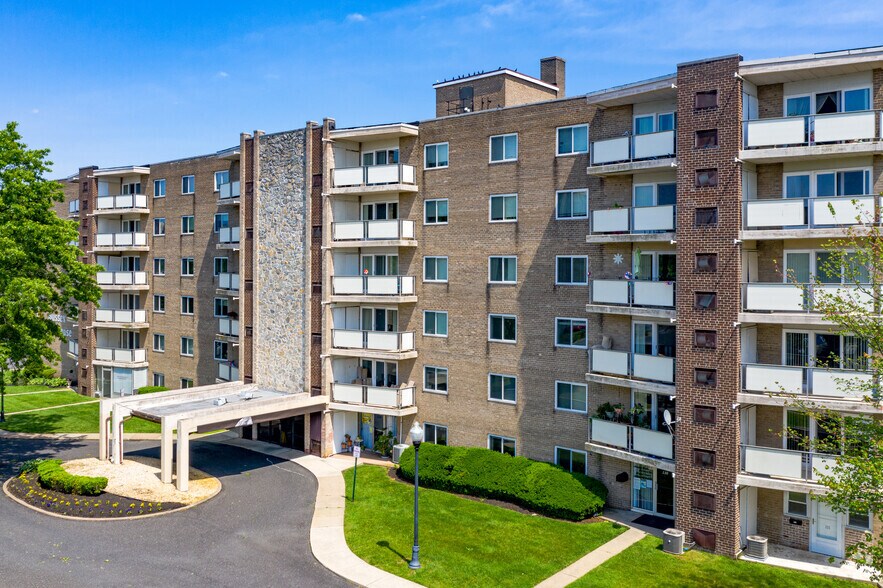 More Photos Of 1001 Kings Hwy N, Cherry Hill Apartments For Lease