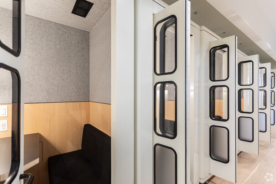 More Photos Of 250 E 200 S, Salt Lake City Coworking Space