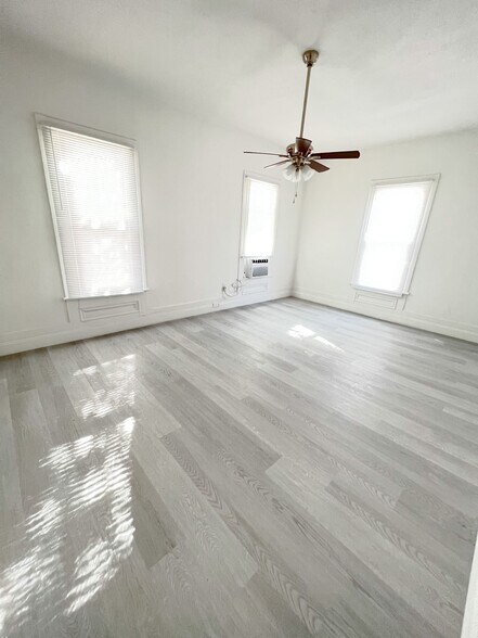 More Photos Of , Eustis Multifamily For Sale