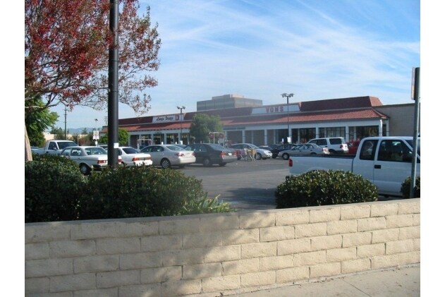 More Photos Of 18451-18481 Ventura Blvd, Tarzana Land For Sale