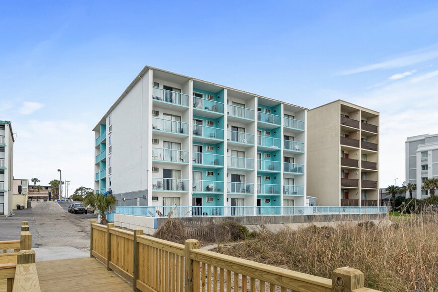 More Photos Of 1901 S Ocean Blvd, Myrtle Beach Hotel For Sale