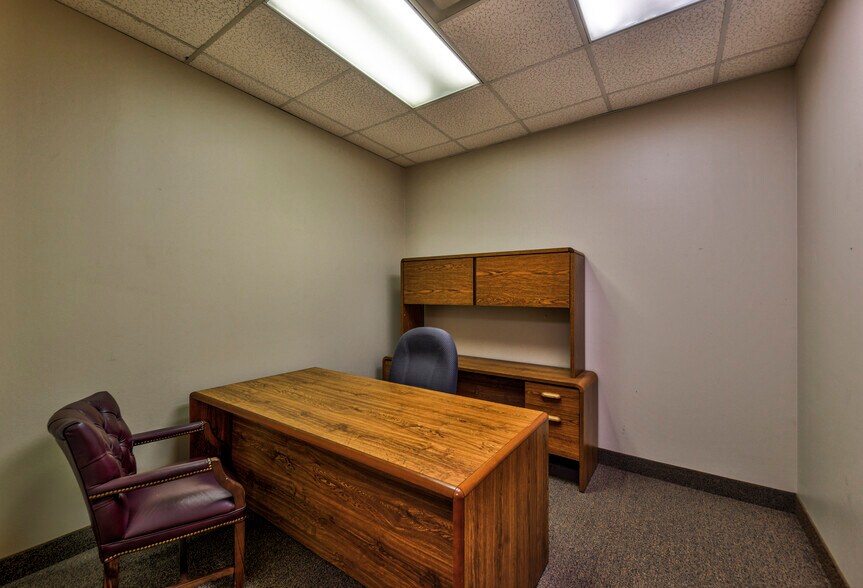 More Photos Of 6210 N Belt Line Rd, Irving Office For Lease