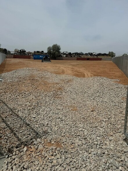 More Photos Of 1376 N McQueen Rd, Gilbert Contractor Storage Yard For Lease