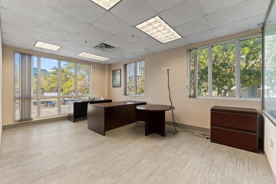 More Photos Of 9480 S Dixie Hwy, Miami Office For Sale