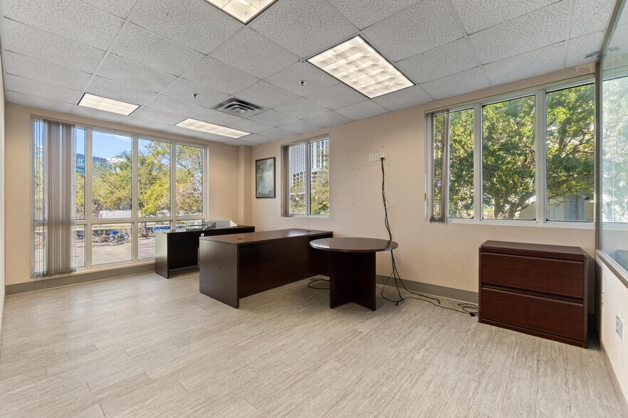 More Photos Of 9480 S Dixie Hwy, Miami Office For Sale