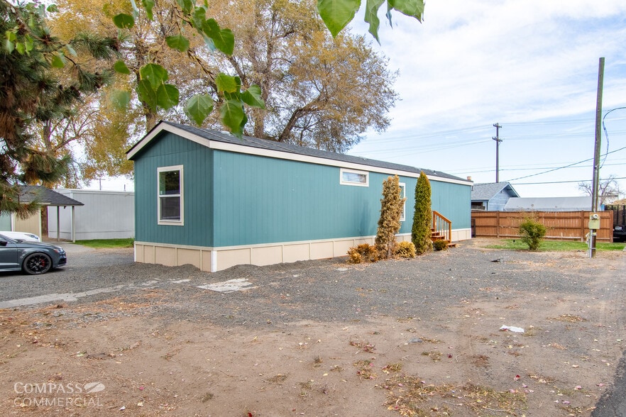 More Photos Of 215 NW Canal Blvd, Redmond Manufactured Housing Mobile Home Park For Sale
