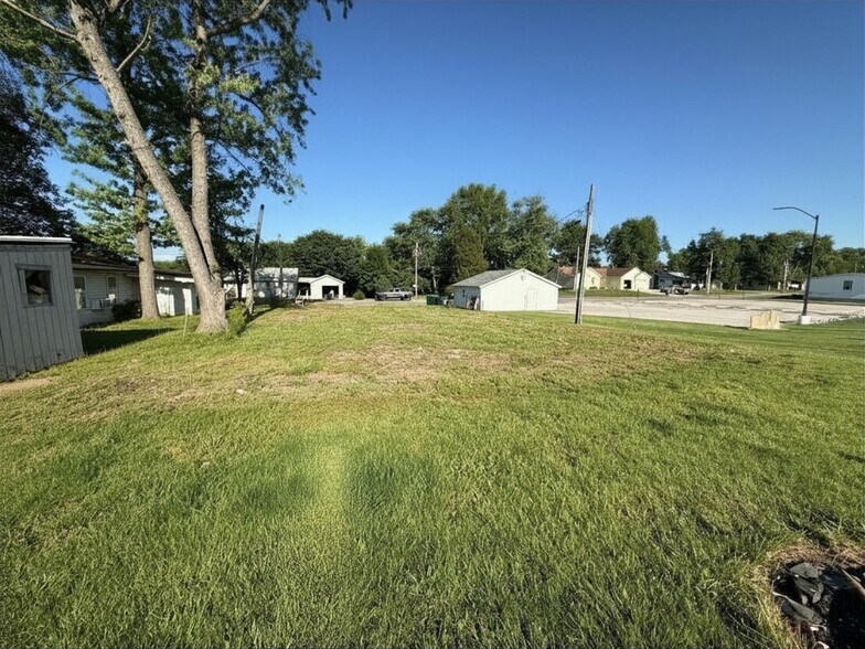 More Photos Of 825 Hartman Dr, Red Bud Land For Sale