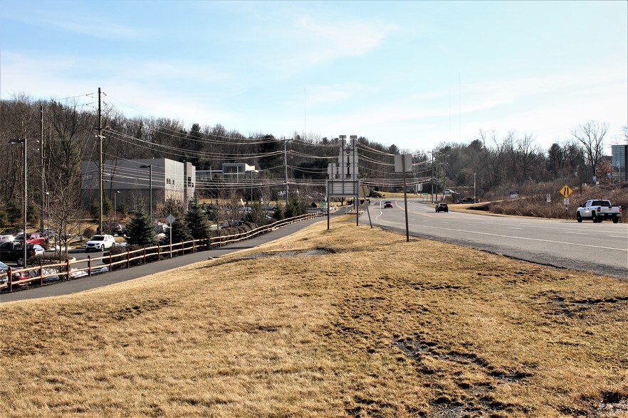 More Photos Of 1019 Ghaner Rd, State College Office For Lease