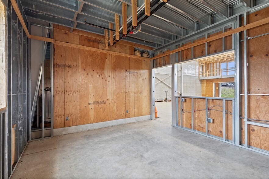 More Photos Of 1025 NW Grove st, Newport Industrial For Sale