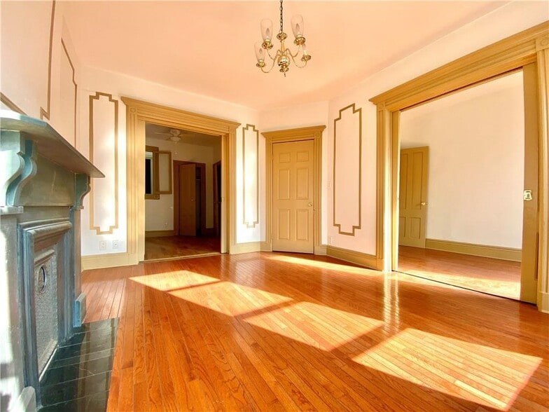More Photos Of 135 5th Ave, Brooklyn Storefront Retail Residential For Sale
