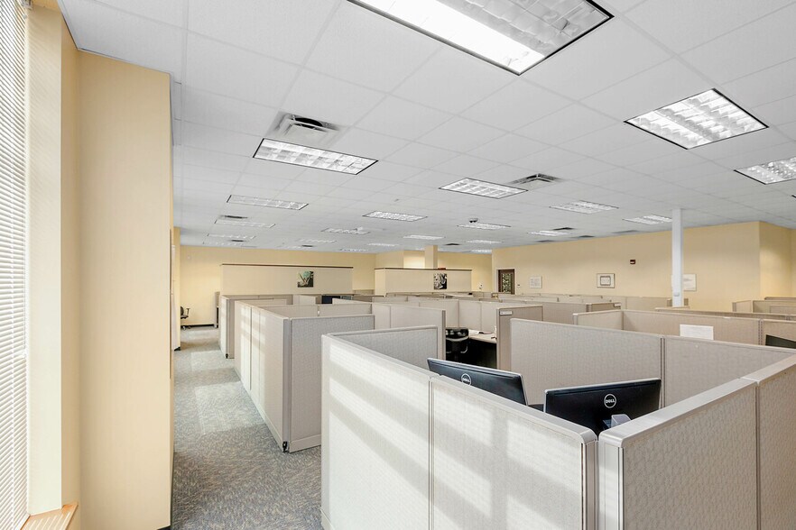 More Photos Of 3101 Sessions Rd, Tallahassee Office For Lease