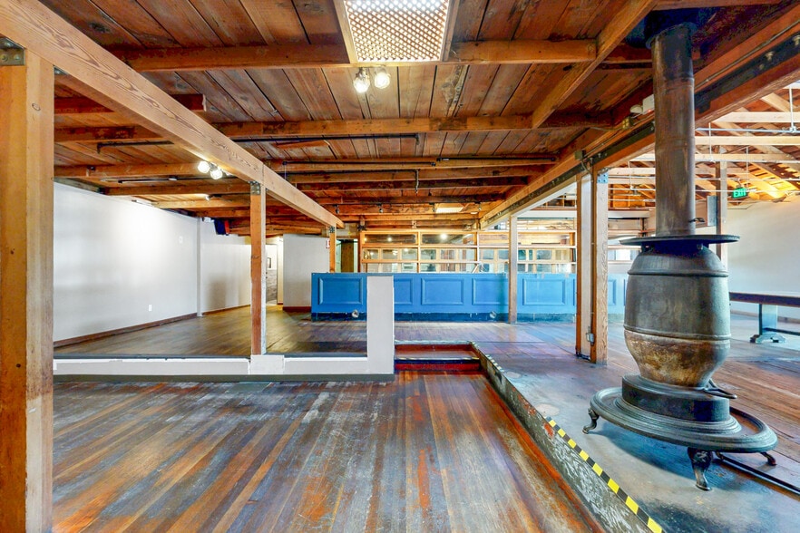 More Photos Of 5862-5872 Doyle St, Emeryville Restaurant For Sale
