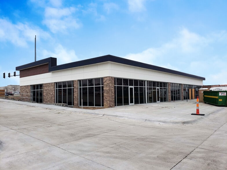 More Photos Of 308 N 48th St, Lincoln Storefront Retail Office For Lease