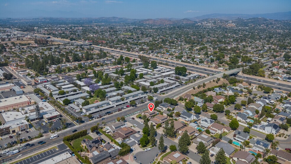 More Photos Of 2229 Ponderosa St, Santa Ana Apartments For Sale